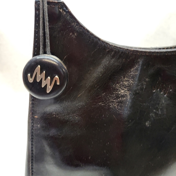 Monsac Black Shiny Smooth Leather Two Handle Magnetic Top Close Purse - Picture 3 of 7